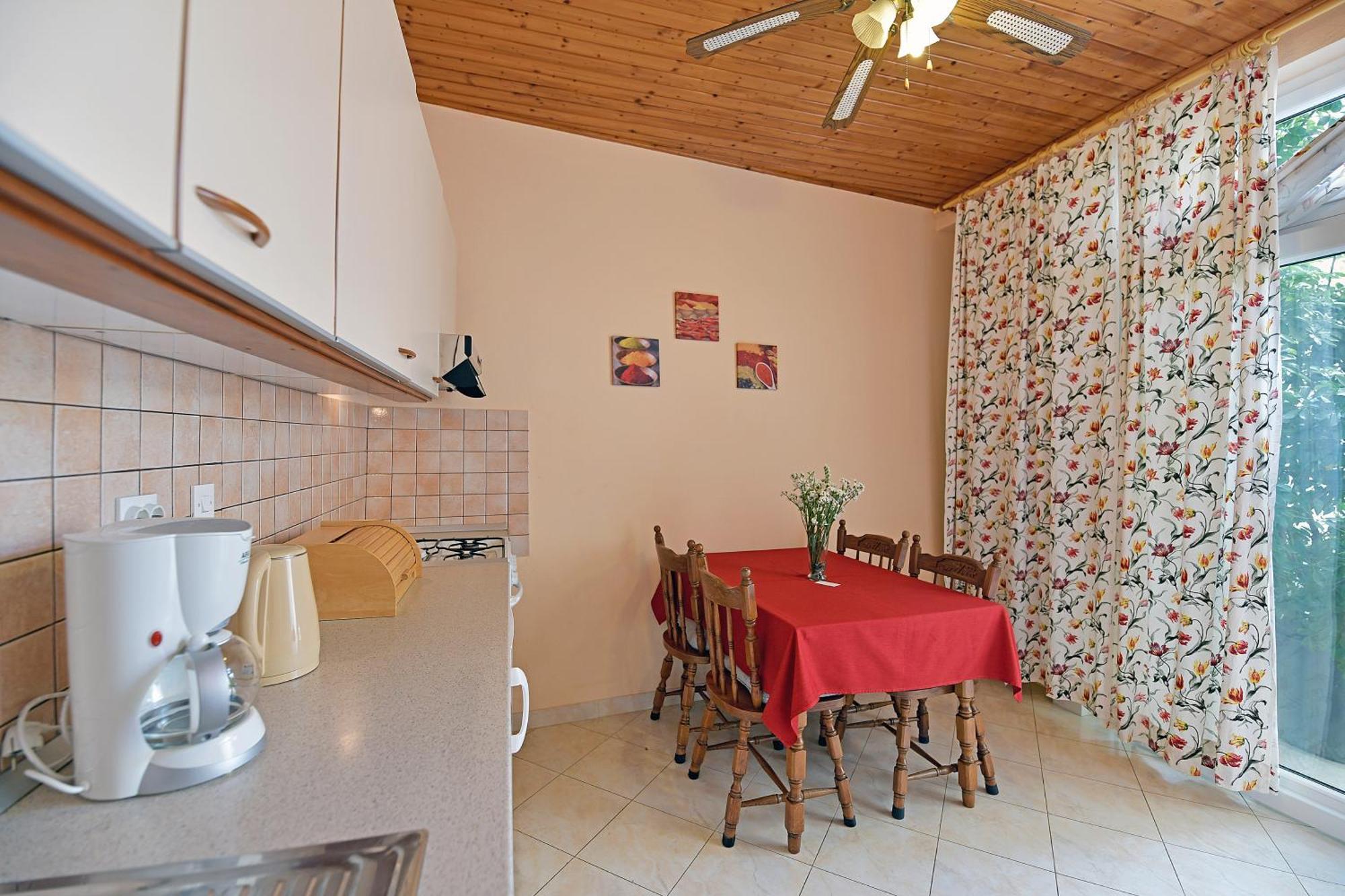 חוואר Apartments Micic מראה חיצוני תמונה